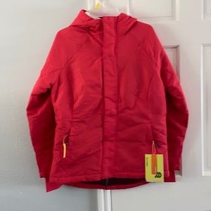 Snow jacket perfect for the upcoming weather ❄️